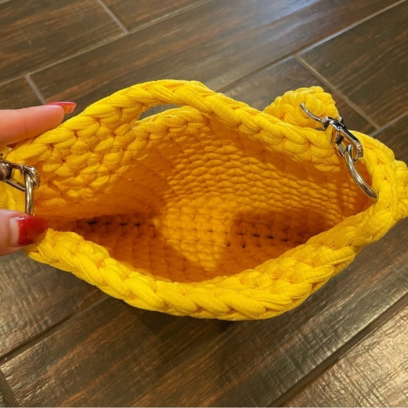 MotMe Handmade Yellow Crochet Handbag - Picture 5 of 6